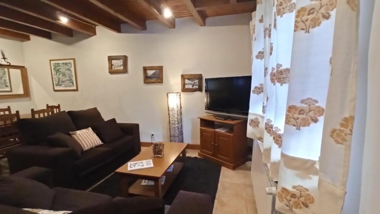 Tredos, Casa Adosada. Baqueira Apartment Екстериор снимка