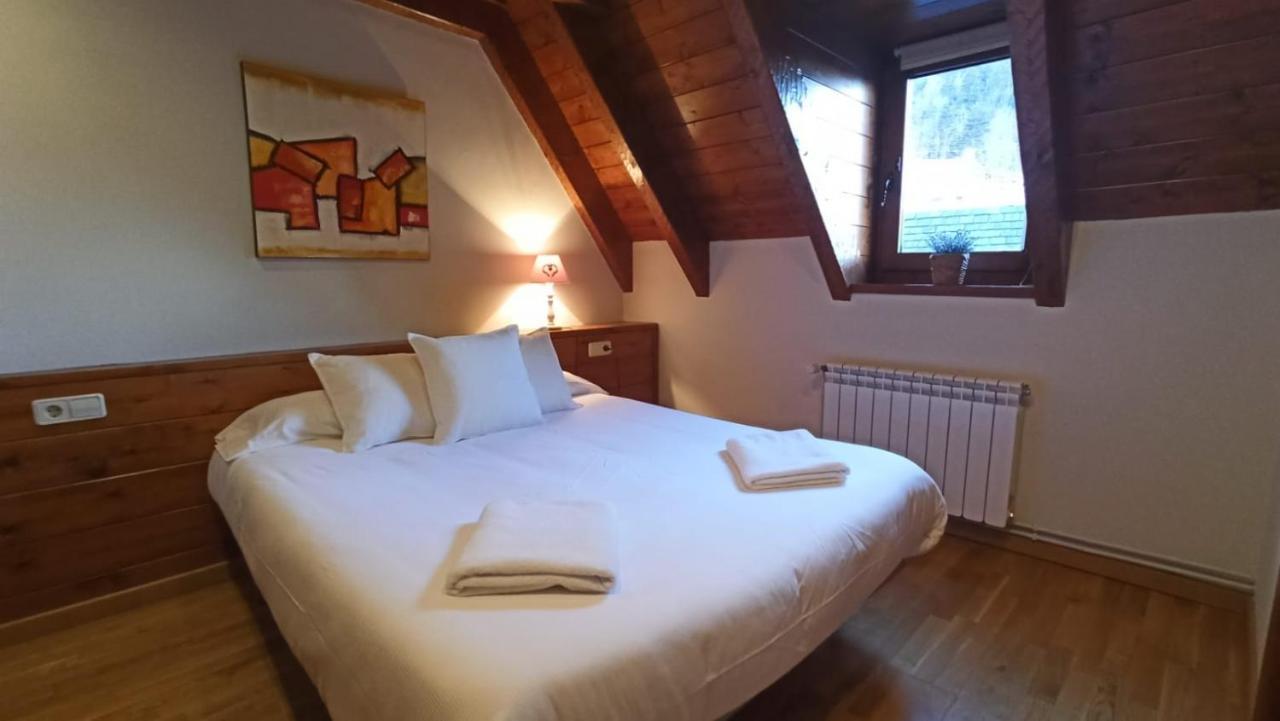 Tredos, Casa Adosada. Baqueira Apartment Екстериор снимка